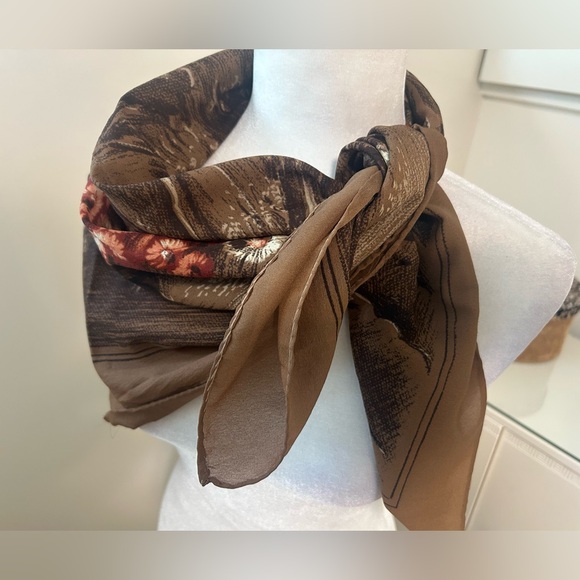 Floral Brown Scarf Made In Italy - Picture 8 of 8